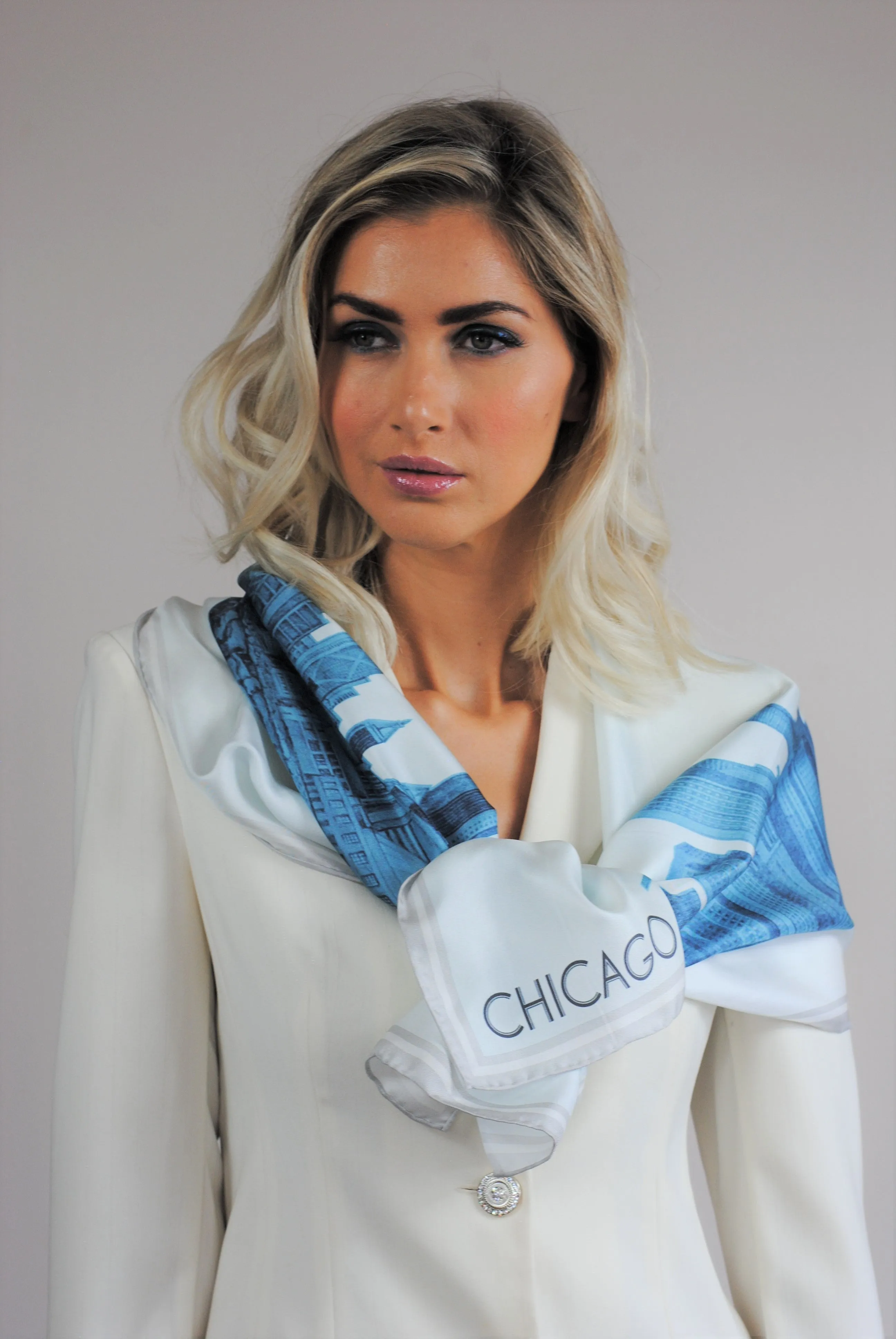 CHICAGO Skyline 100% Silk Oblong Scarf in Blue White