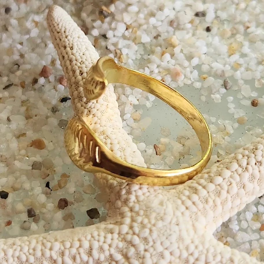 ISLAND RING - ADJUSTABLE GOLD WATERPROOF LEAF RING