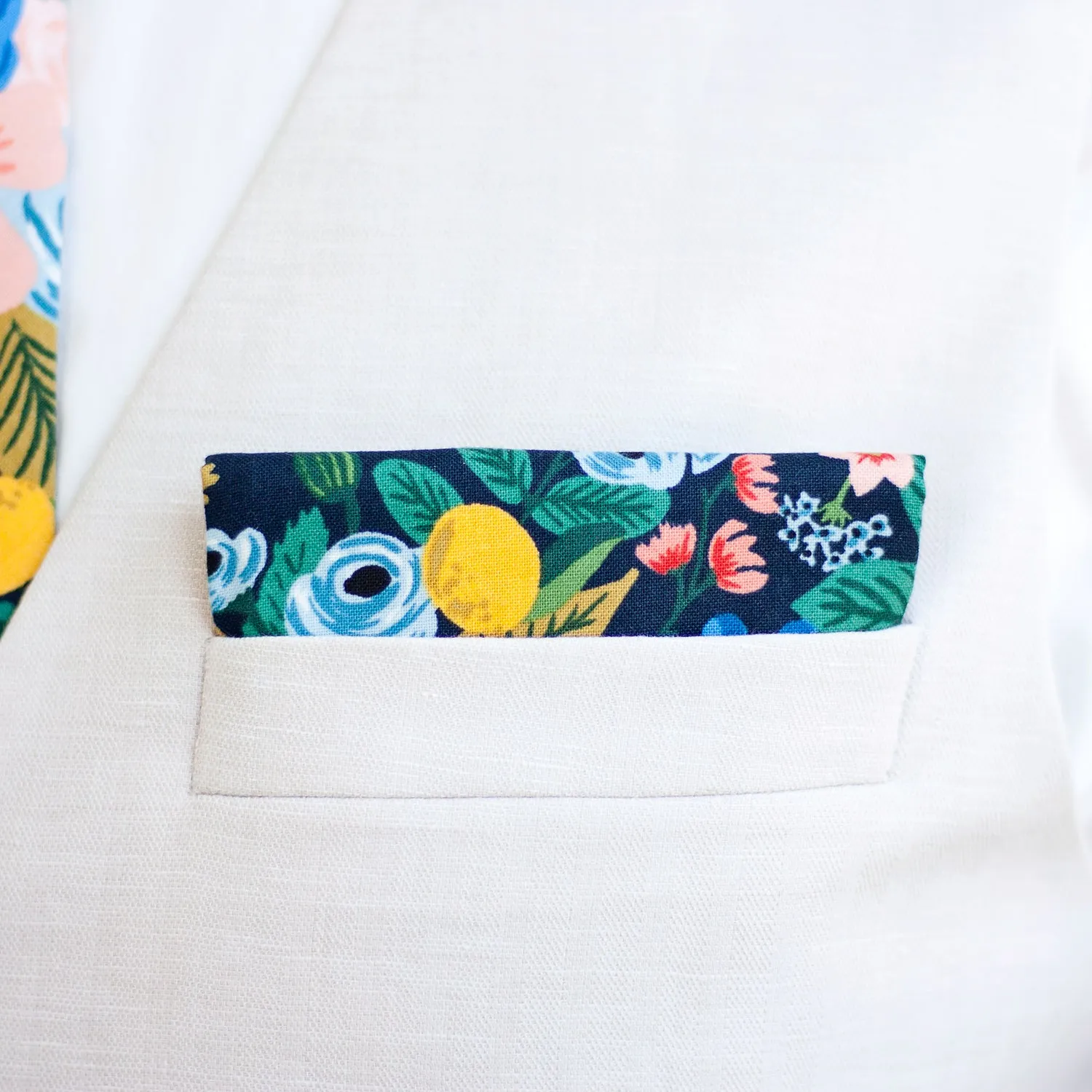 Men's Necktie / Garden Party In Navy