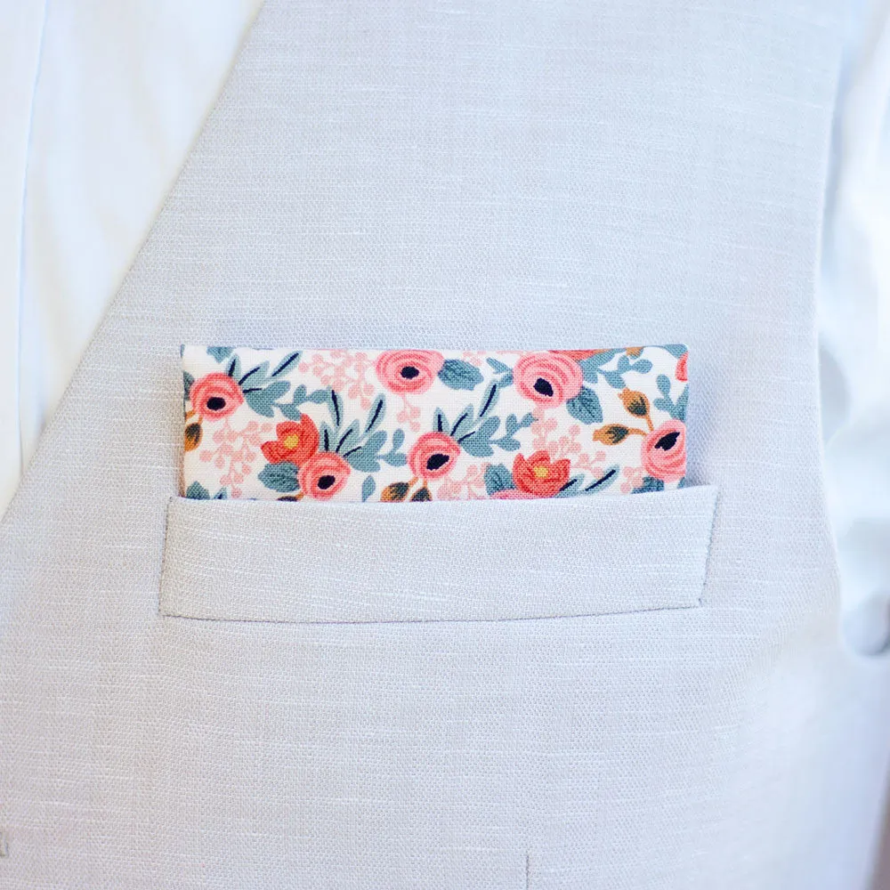 Men's Necktie / Rosa In Peach