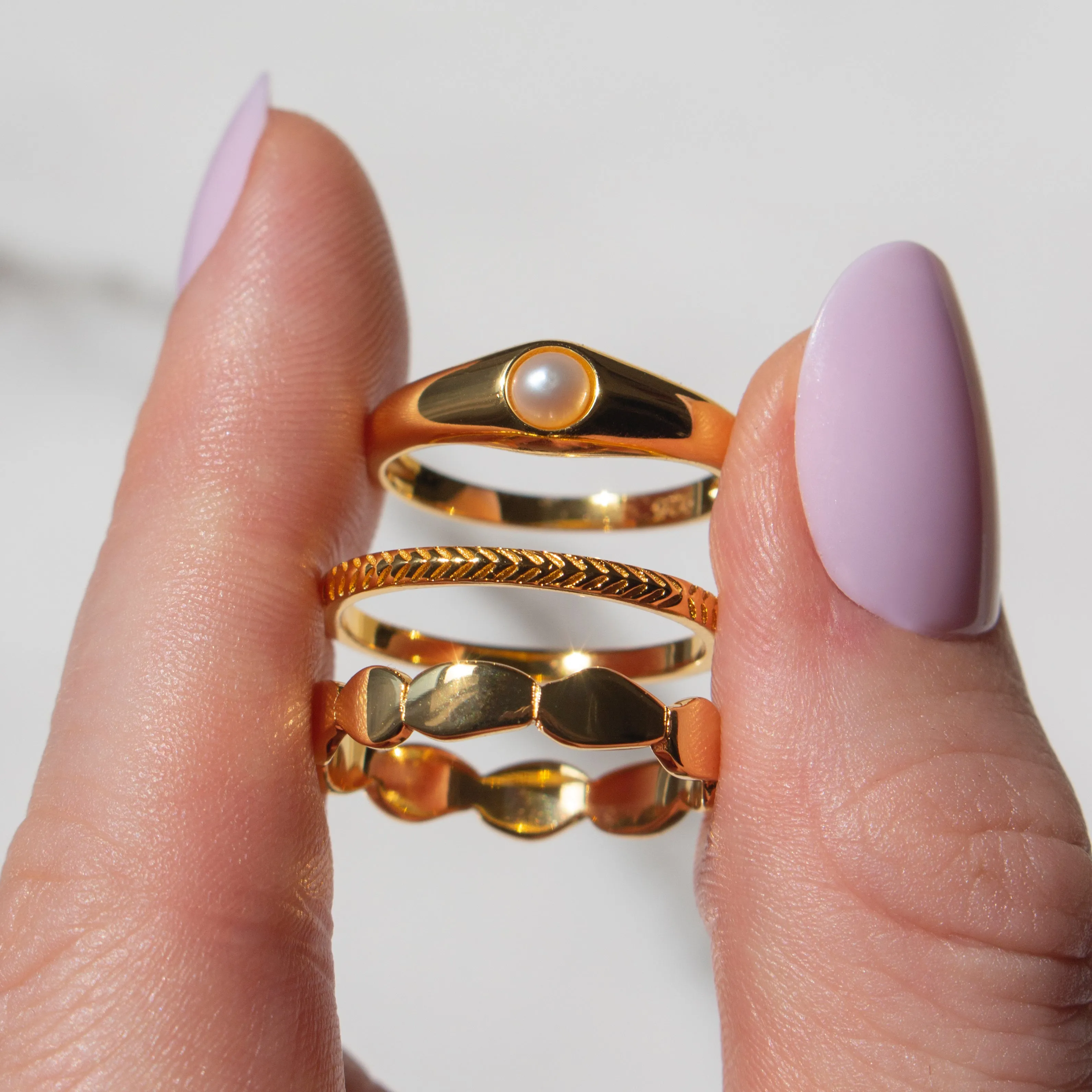 TALLULAH STATEMENT RING GOLD