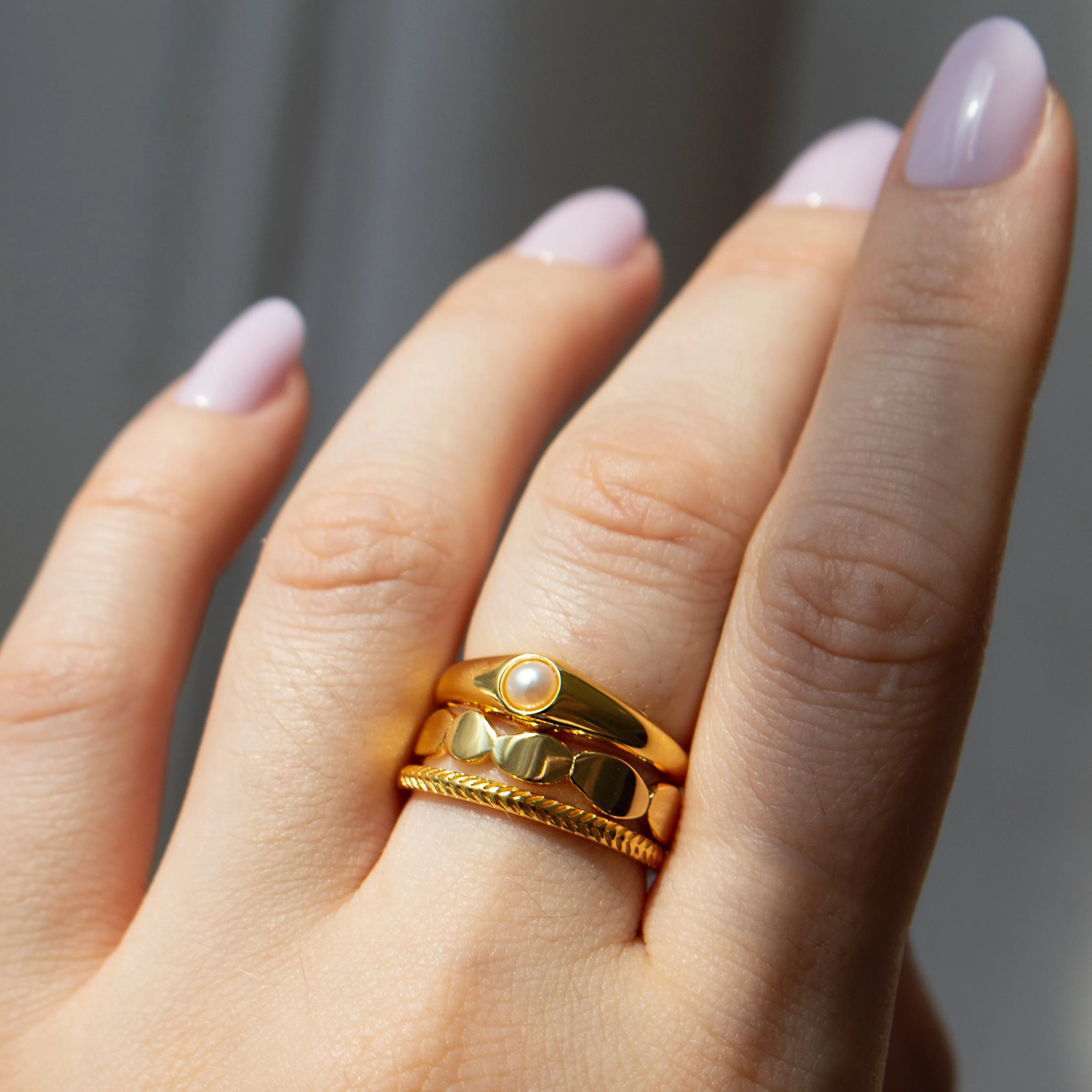 TALLULAH STATEMENT RING GOLD