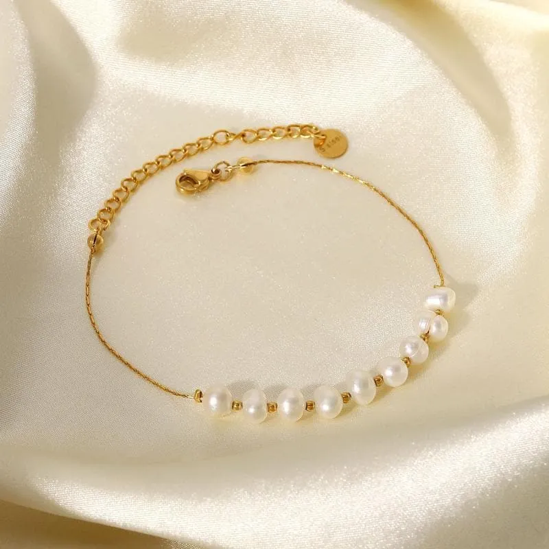 Women's Natural Freshwater Pearl Bracelet